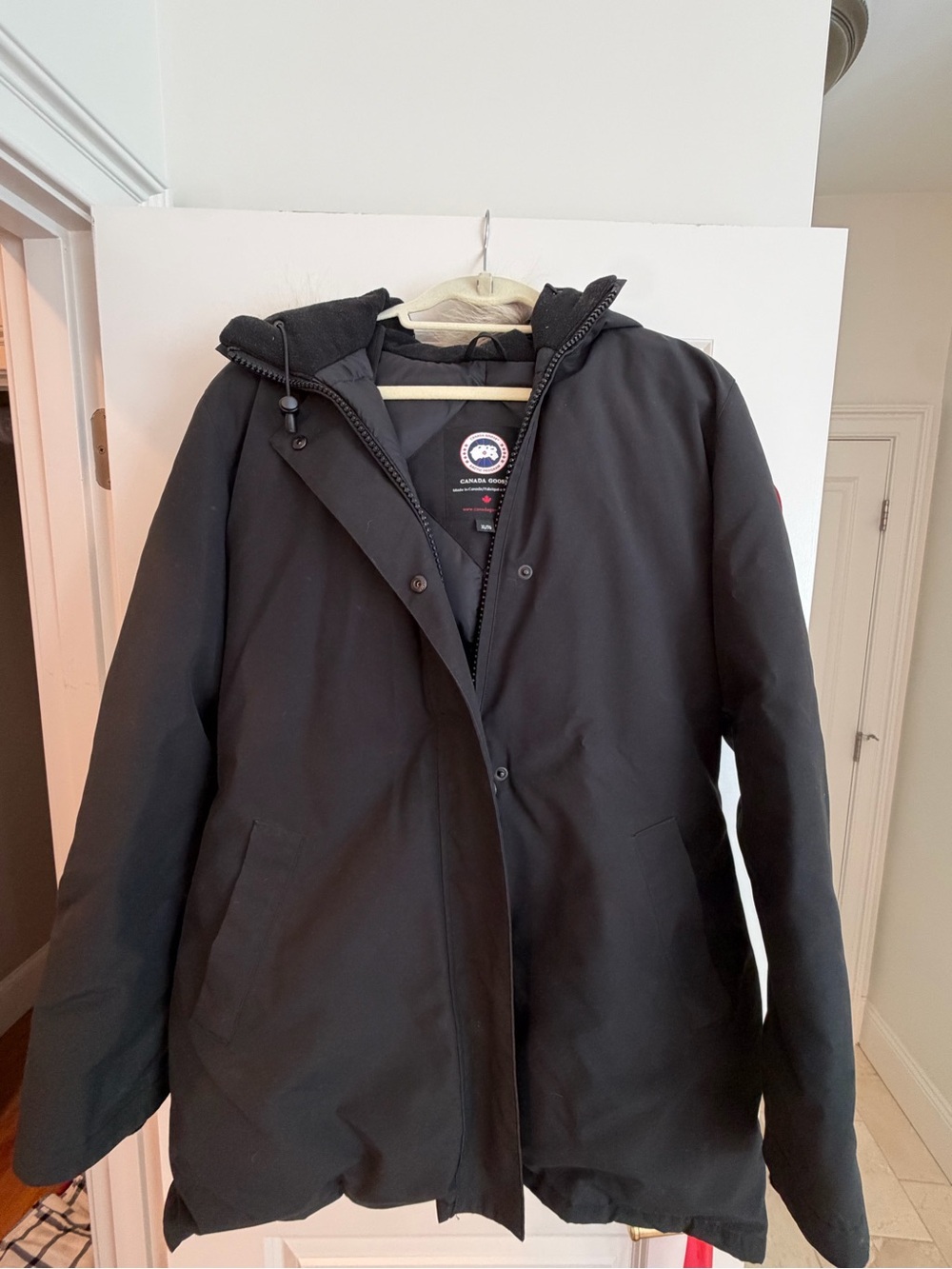 Canada Goose Black Women's Insulated Puffer Coat with Hood